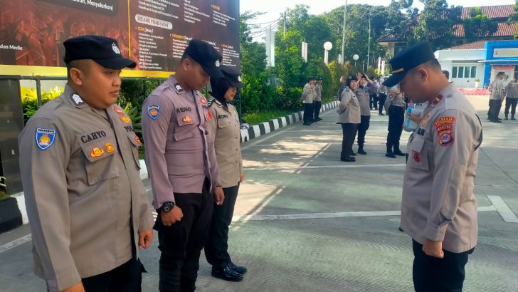 Personel Sie Keuangan Polresta Tangerang Polda Banten Ikuti Apel Fungsi di Pimpin oleh Kasikeuangan Polresta Tangerang.