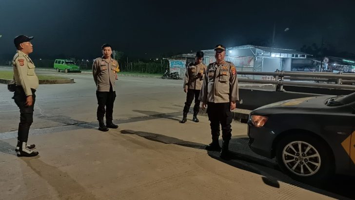 Polsek Pasar Kemis Patroli Cipta Kondisi Malam Hari Jaga Sitkamtibmas Aman Dan Kondusif