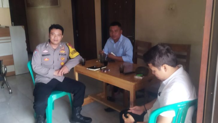 Cooling System, Bhabinkamtibmas Polsek Pasar Kemis Briptu Fernando Sambang Warga