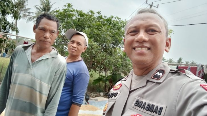 Aipda Bambang tak kenal lelah kunjungi warga Desa Kemuning dalam program Polisi RW