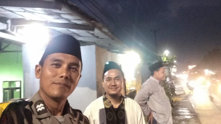 Aiptu Sukarna lakukan giat Patroli Dialogis demi menjaga Harkamtibmas di Desa Gunung Kaler