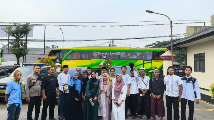 Kebersamaan Jemaah Darkum Polsek Cikupa dalam Doa untuk Pilkada Banten 2024