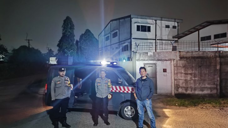 Malam Penuh Kewaspadaan: Polsek Cikupa Lakukan Operasi Cipkon untuk Cegah Kejahatan