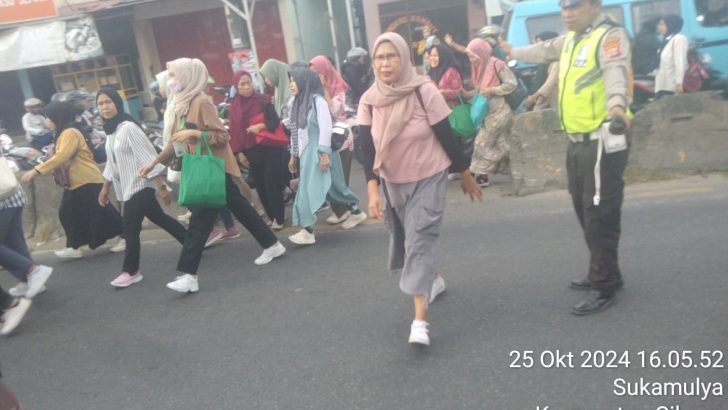 Pengaturan Lalu Lintas oleh Polsek Cikupa Ciptakan Rasa Aman bagi Pengguna Jalan