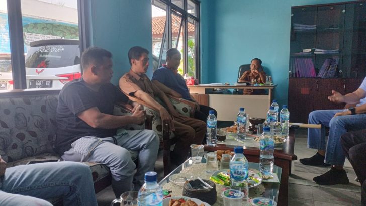 Desa Sukanagara Adakan Musyawarah Bahas Sengketa Batas Tanah SDN Cibadak III dan SDN Sukanagara