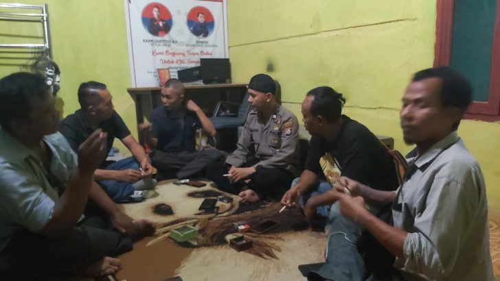 Bhabinkamtibmas Polsek Cisoka Polresta Tangerang melaksanakan kegiatan sambang dengan masyarakat di wilayah hukum