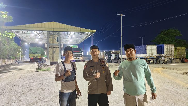 Anggota Polsek Cisoka Polresta tangerang laksanakan giat Patroli mobile Antisipasi Rawan Nya Kejahatan