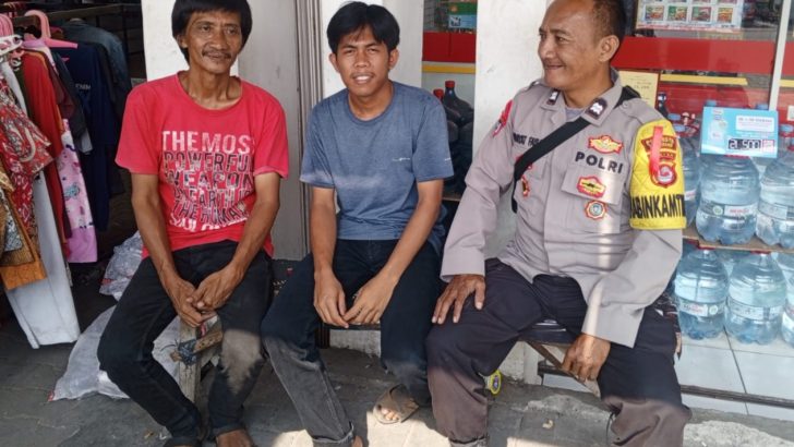 Patroli Mobile dan Dialogis di wilayah, dilakukan Aiptu Faisal demi menjaga Harkamtibmas agar tetap aman