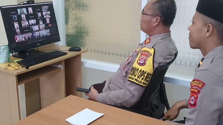 KBO Satbinmas Polresta Tangerang Hadiri Zoom Meeting untuk Pembinaan dan Informasi Terbaru
