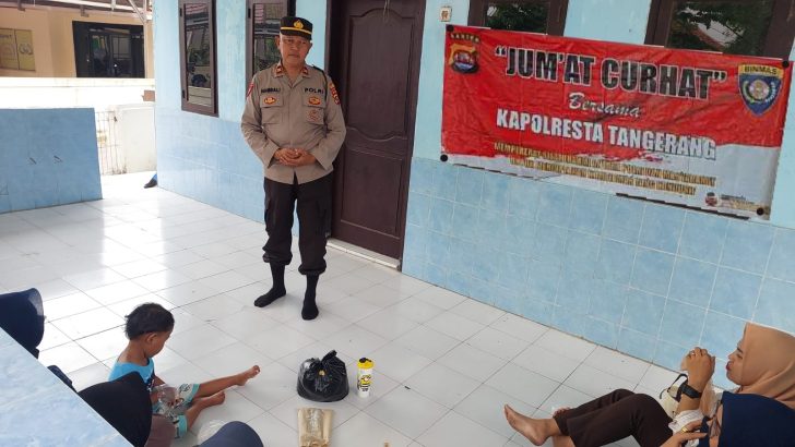 Satbinmas Polresta Tangerang Mendengarkan Saran Dan Masukkan Masyarakat Dalam Kgiatan Jumat Curhat