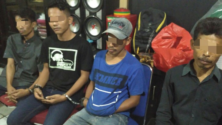 Polisi Cyduk 4 Penjudi di Tangerang
