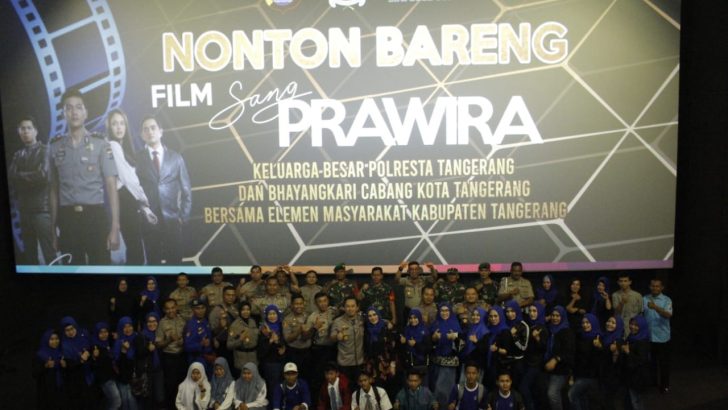 Kapolresta Tangerang Nobar Film ‘Sang Prawira’ Bersama Masyarakat