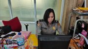 Anggota Bagren Polresta Tangerang melaksanakan tugas sebagai operator ABK di Polresta Tangerang