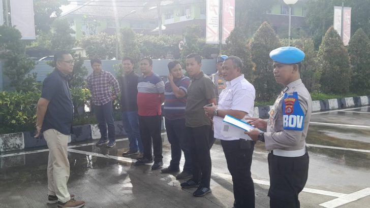 PENGECEKAN ANGGOTA PADA APEL FUNGSI SATRESNARKOBA OLEH SIPROPAM POLRESTA TANGERANG