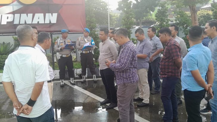PENGECEKAN ANGGOTA PADA APEL FUNGSI SATINTELKAM OLEH SIPROPAM POLRESTA TANGERANG