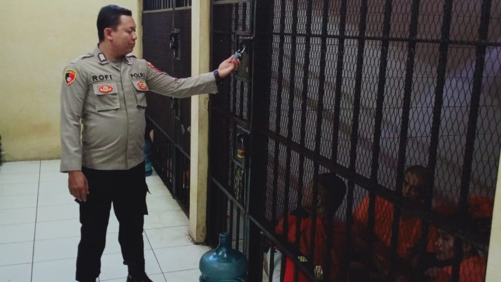 Personel Sattahti Cek Ruang Tahanan, Pastikan Penjagaan Tahanan Berjalan Dengan Baik