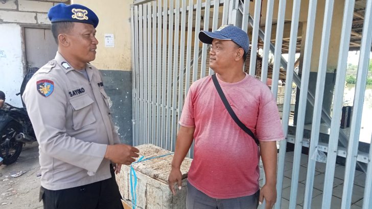 Mencegah Gangguan Kamtibmas Satpolairud Laksanakan Polmas Pesisir