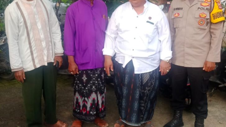 Binamas Desa Sukamanah Bripka Wirman sambang dengan tokoh agama