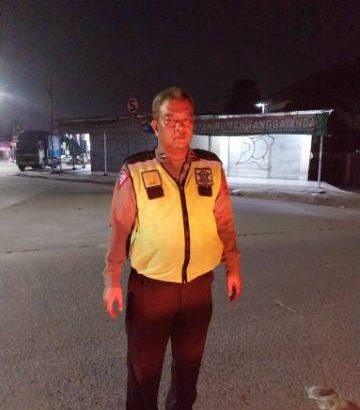 Aipda Doni Patroli Barcode Di perempatan pinang Tigaraksa Antisipasi Kejahatan
