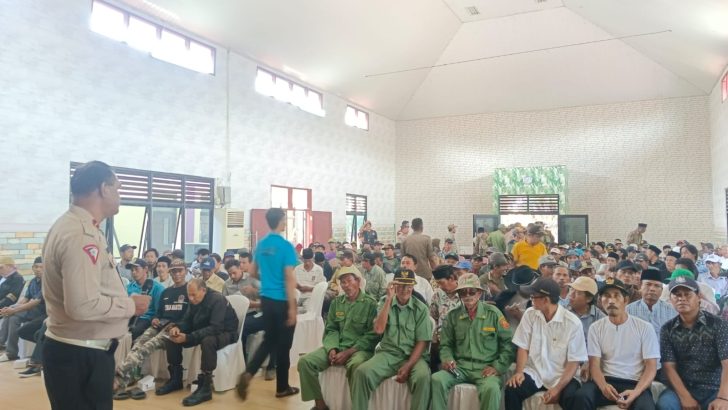 Polsek Mauk Polresta Tangerang GiatPelatihan Linmas dalam Rangka Pengamanan Pemilu 2024