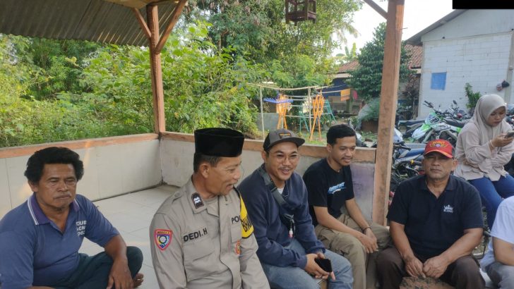 Sambang Preemtif dan Preventif, Bhabinkamtibmas Polsek Balaraja Polresta Tangerang Ajak Warga Menjadi Mitra PolriSambang Preemtif dan Preventif, Bhabinkamtibmas Polsek Balaraja Polresta Tangerang Ajak Warga Menjadi Mitra Polri