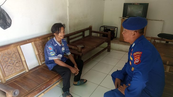 Ciptakan Kedekatan Dengan Masyarakat Satpolairud Laksanakan Patroli Pesisir