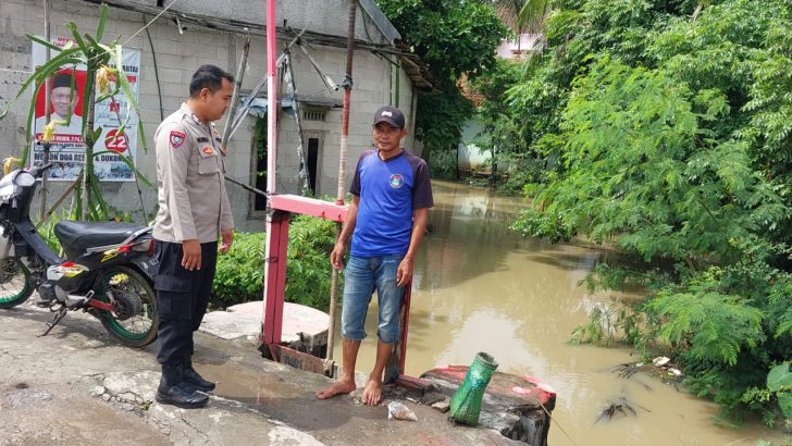 Pasca Hujan Lebat, Polsek Mauk Cek Lokasi Rawan Banjir