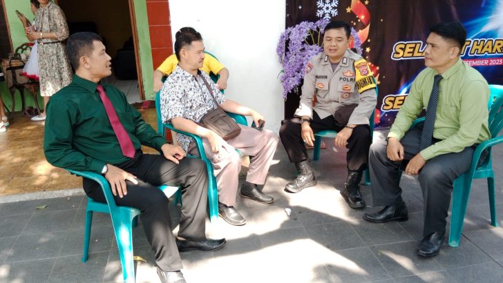 Polsek Mauk PolrestaTangerang Giat Pengamanan Gereja GKBJ di Desa Marga Mulya