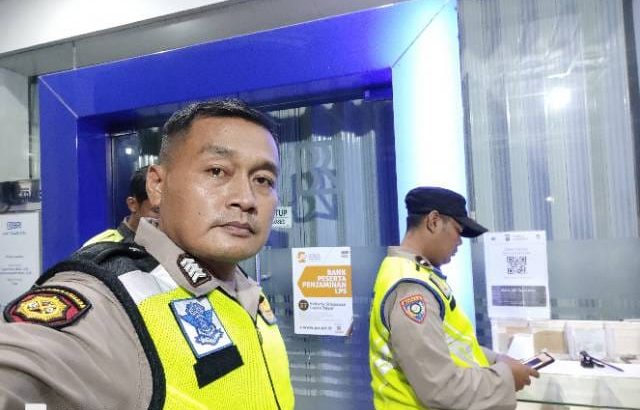 Bripka Ludi Patroli Barcode Di Bank BRI Tigaraksa Antisipasi Kejahatan
