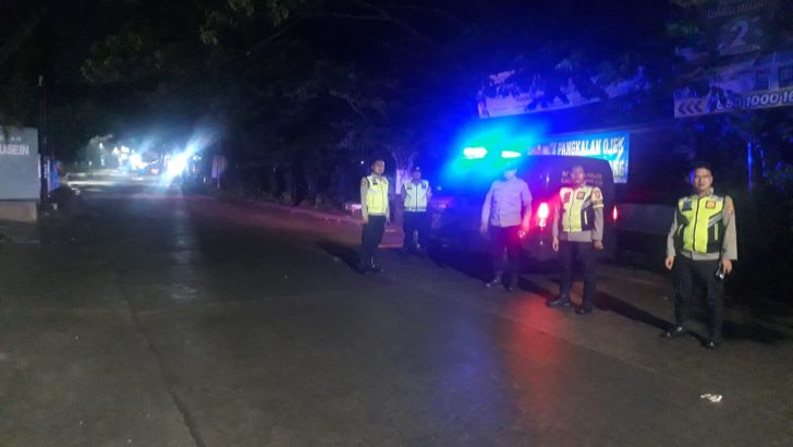 Anggota Sat Intelkam Polresta Tangerang beserta Satuan fungsi lainya telah melaksanakan kegiatan Patroli Mobile dan Ops Cipta Kondisi dalam rangka antisipasi 3 C (Curas, Curat, Curanmor)