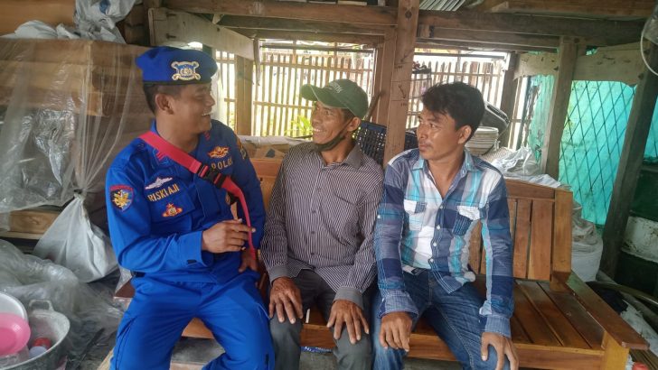 Hadir Untuk Masyarakat Satpolairud Laksanakan Patroli Mitra Presisi