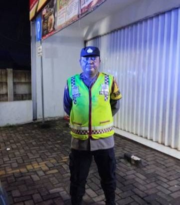 Aipda Firly Patroli Barcode Di Alfamart Sodong Tigaraksa Antisipasi Kejahatan