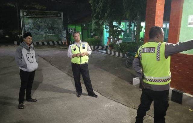 Bripka firdaus Patroli Barcode Di Ponpes Tarmub Tigaraksa Antisipasi Kejahatan