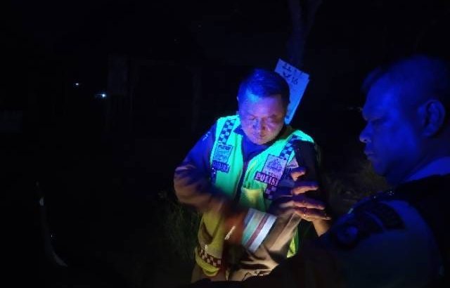 Bripka firdaus Patroli Barcode Di desa Margasari Tigaraksa Antisipasi Kejahatan