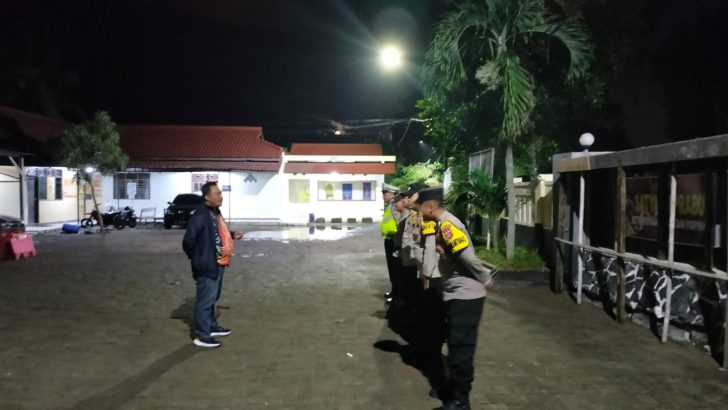 Polsek Mauk Melaksanakan Apel Malam Di Pimpin Ps. Kanit Intel