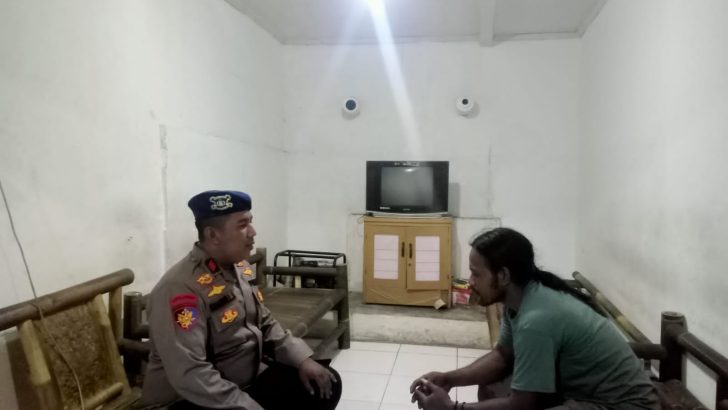 Sampaikan Himbauan Kamtibmas Satpolairud Laksanakan Patroli Barcode Malam Hari