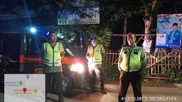 Giat strong Point Di perempatan pinang Tigaraksa Antisipasi Kejahatan