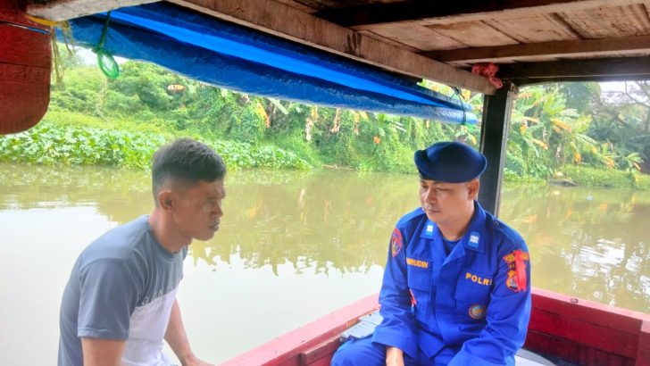 Satpolairud Sampaikan Pesan Kamtibmas Cooling system Kepada Masyarakat Pesisir.
