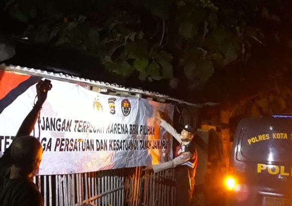 Personil Polsek Kresek tetap semangat menjaga wilayahnya dari Gangguan Kamtibmas di Malam Hari.