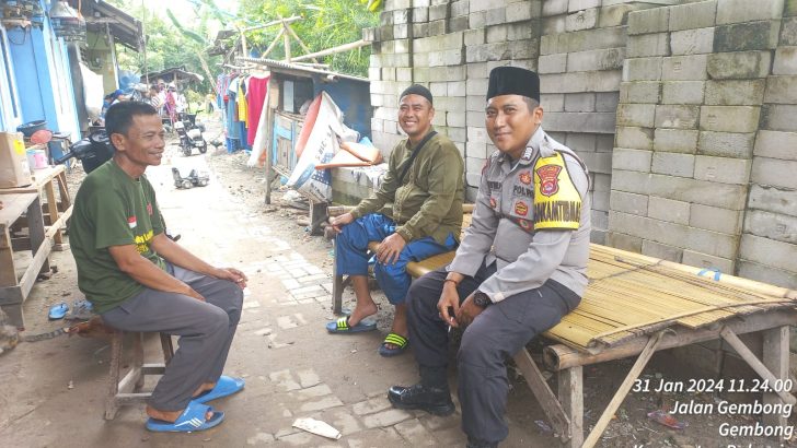 Sambang Preemtif dan Preventif, Bhabinkamtibmas Desa Gembong Polsek Balaraja Polresta Tangerang Ajak Warga Menjadi Mitra Polri