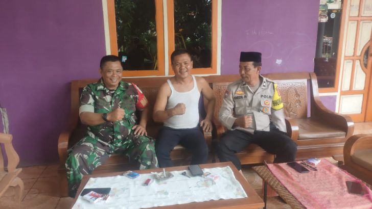 Guyub TNI-POLRI bersama-sama untuk memelihara keamanan di desanya