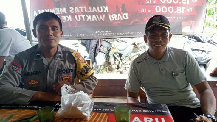 Polsek Kresek kunjungi Tokoh Masyarakat di Desa dalam rangka menjalin Tali Silaturahmi dengan para Sesepuh di Desa.