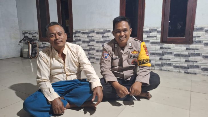 Menjalin Tali Silaturahmi dengan para Sesepuh, Polsek Kresek kunjungi Tokoh Masyarakat di Desa