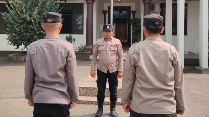 Tingkatkan Kedisiplinan anggota Polsubsektor Jayanti dengan melaksanakan Apel Pagi