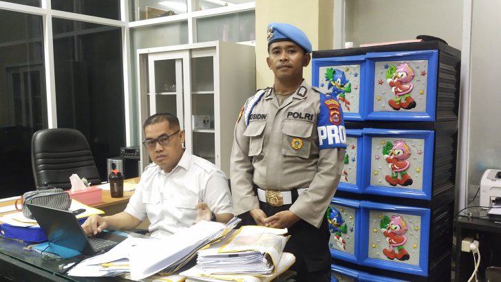 pengecekan piket pelayanan satreskrim
