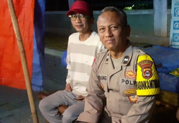 Antisipasi Kejahatan Jalanan, Polsek Kresek lakukan giat Patroli Mobile malam hari.
