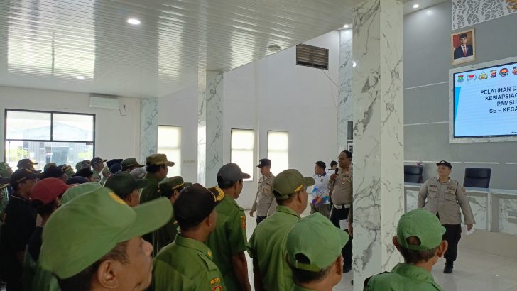 Polsek Mauk Polresta Tangerang GiatPelatihan Linmas dalam Rangka Pengamanan Pemilu 2024