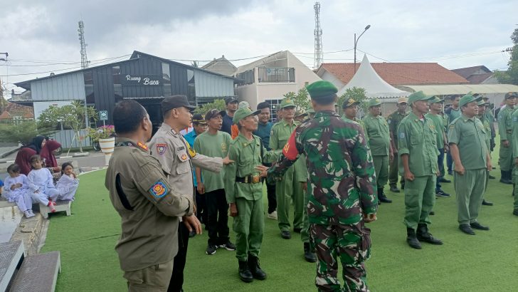 Anggota Linmas Se Kecamatan Mauk Mendapatkan Pembekalan