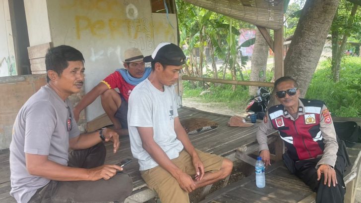 Anggota Polsek Kresek lakukan Patroli Mobile dan Dialogis di Wilayah Hukum Polsek Kresek