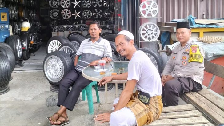 Binamas Desa Mekarsari melaksanakan sambang kpd masyarakat diDesa binaannya